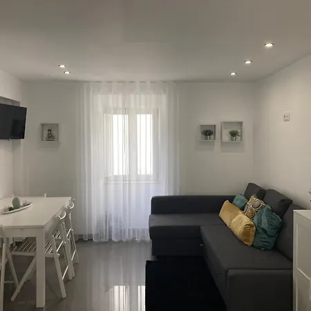 Apartamento Cantinho Flores Ii *