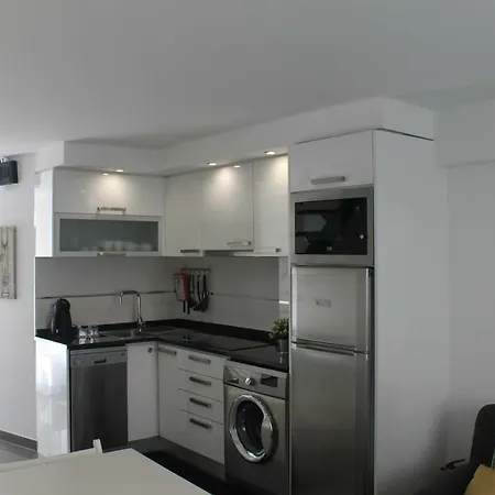 Cantinho Flores Ii * Nazaré